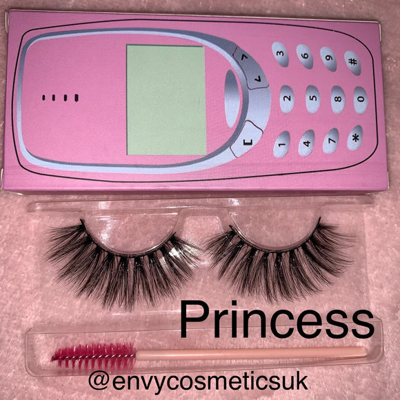 “Princess” lashes single pair